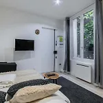 Studio Neuf Porte De Saint Cloud Paris 16 - 4P