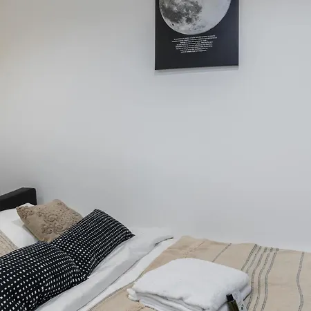 Apartment Neuf Porte De Saint Cloud 16 - 4p